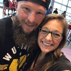 Meet your Posher, Casey